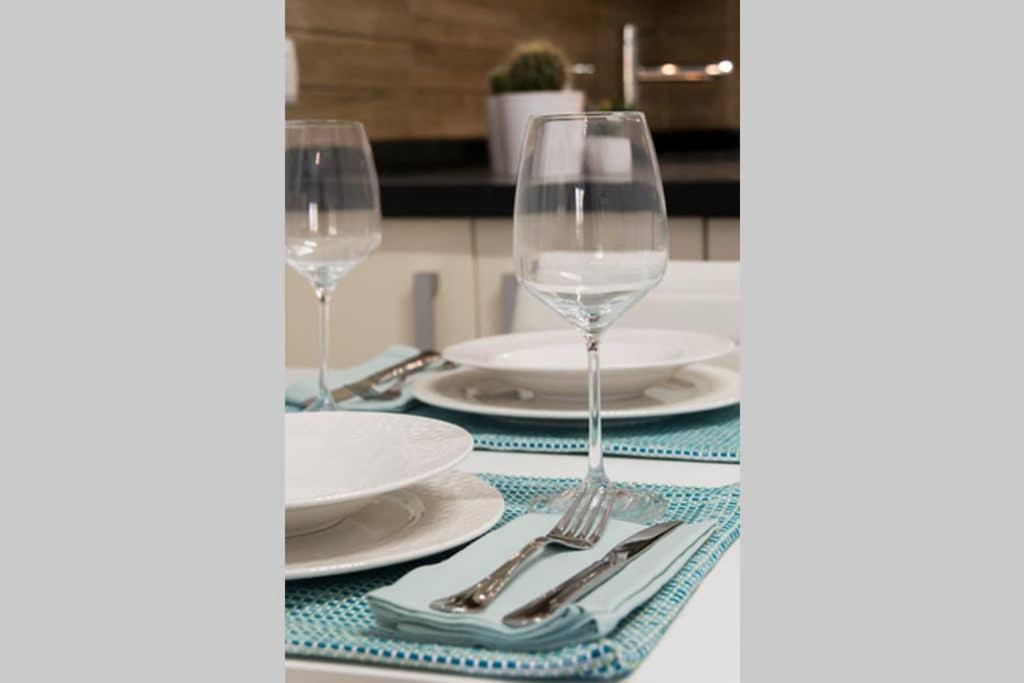 New!!! Luxury City Center & Private Terrace Малага Екстериор снимка